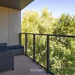 Apartment Ogrody Pieniawskie, Myweek *