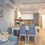 Ogrody Pieniawskie, Myweek