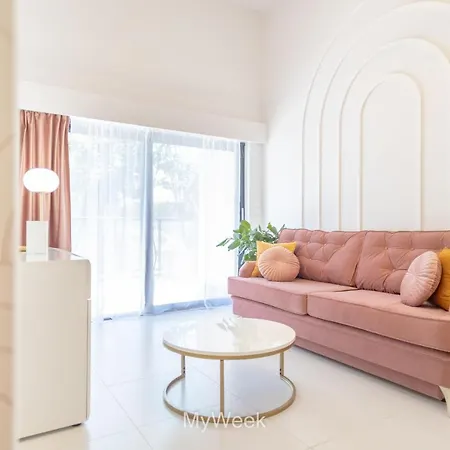 Ogrody Pieniawskie, Myweek Apartment *