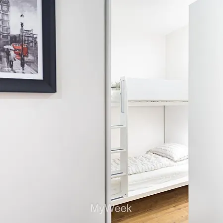 Ogrody Pieniawskie, Myweek *