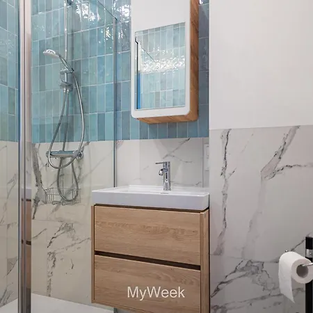 Ogrody Pieniawskie, Myweek Apartament *