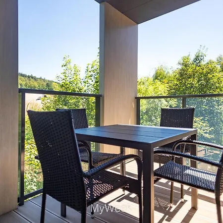 Apartment Ogrody Pieniawskie, Myweek