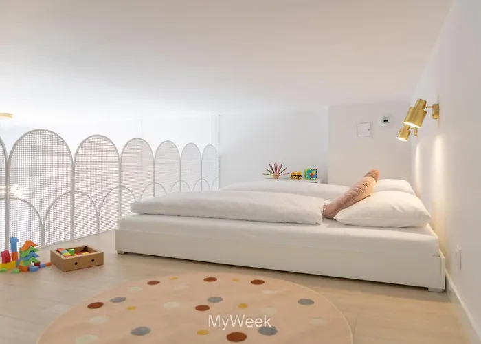 Ogrody Pieniawskie, Myweek Apartment