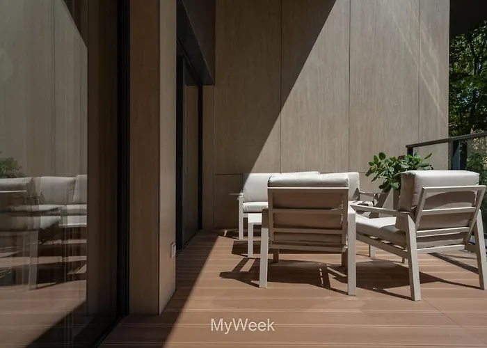 Ogrody Pieniawskie, Myweek Apartment