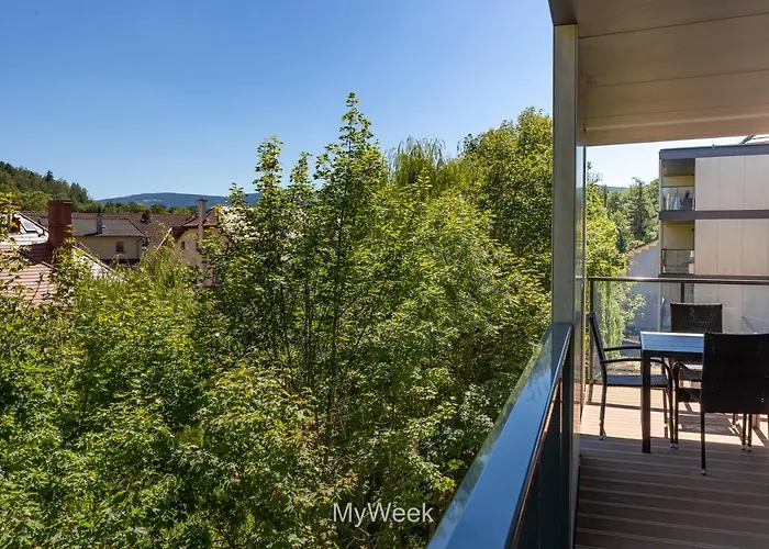 Ogrody Pieniawskie, Myweek Apartment *